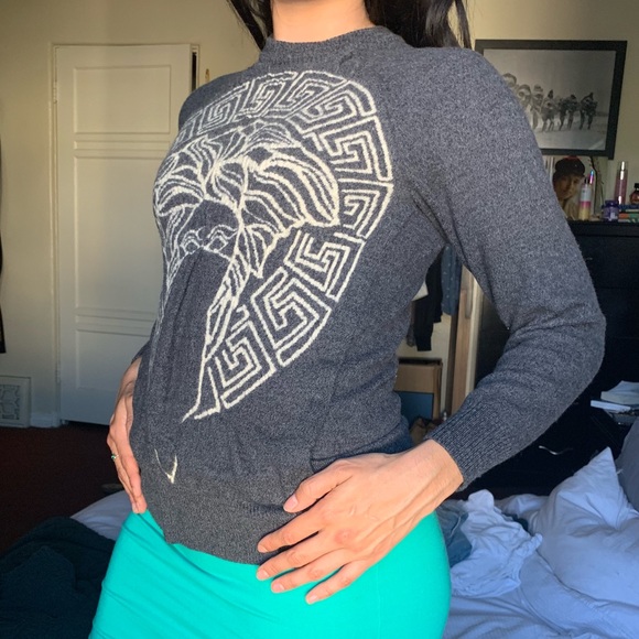 Wool crooks and castles sweater - Picture 3 of 7